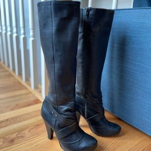 Black Seychelles Size 7 boots